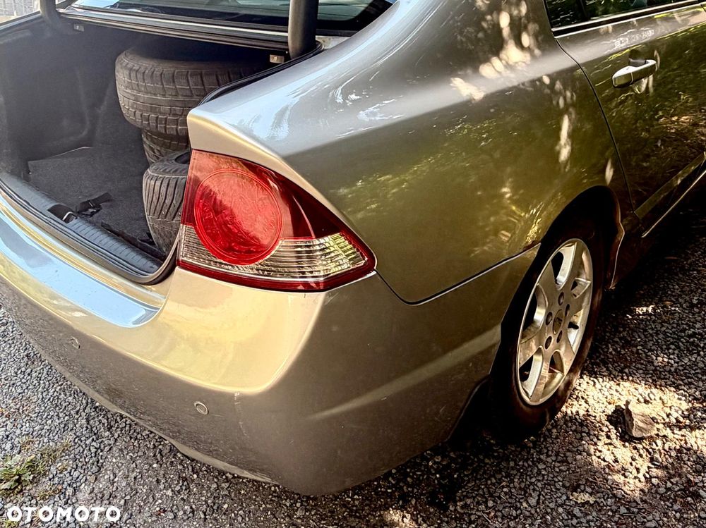 Honda Civic 1.8 Comfort - 4