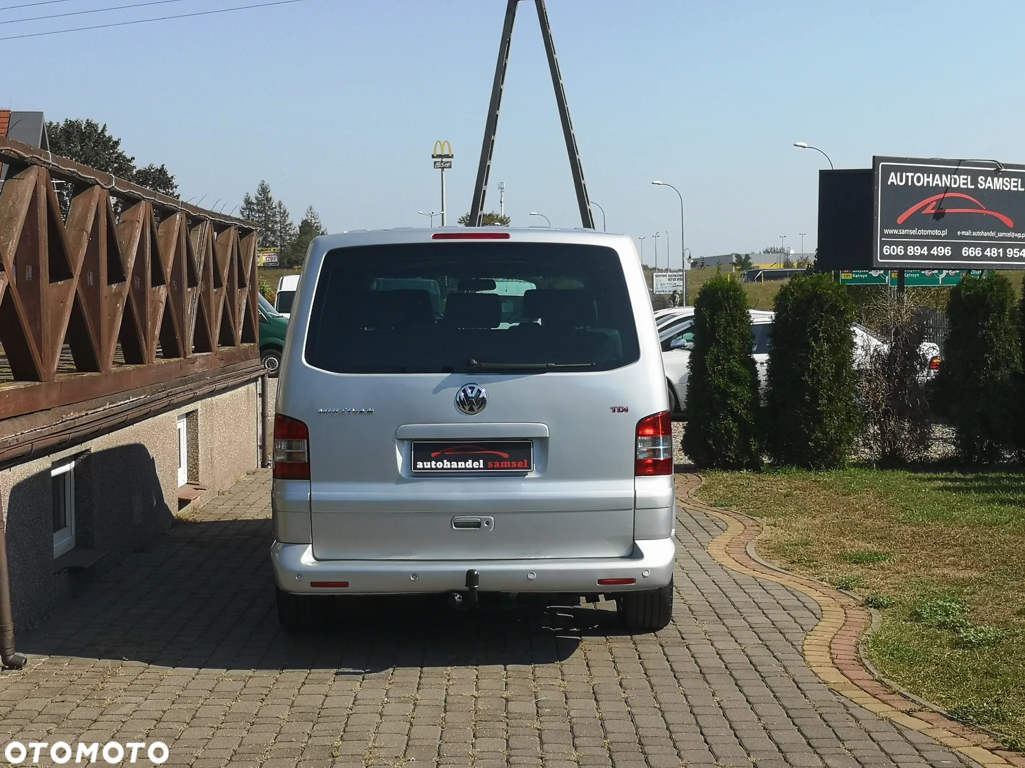 Volkswagen Multivan - 9