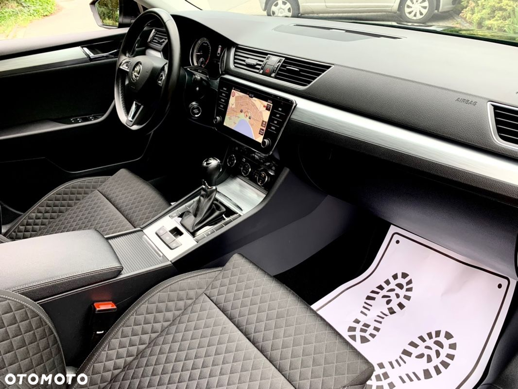 Skoda Superb Combi 1.6 TDI DSG Ambition - 29