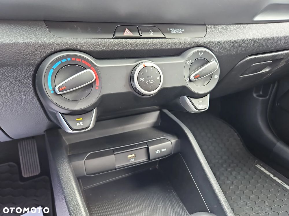 Kia Stonic 1.0 T-GDI M - 22