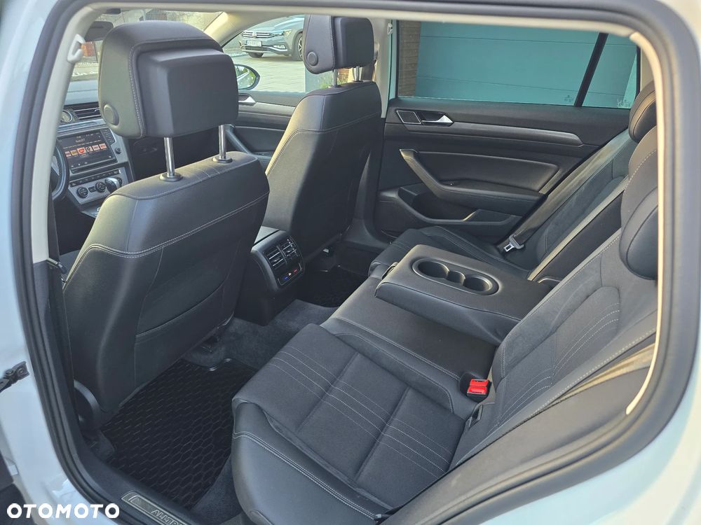 Volkswagen Passat Alltrack - 10