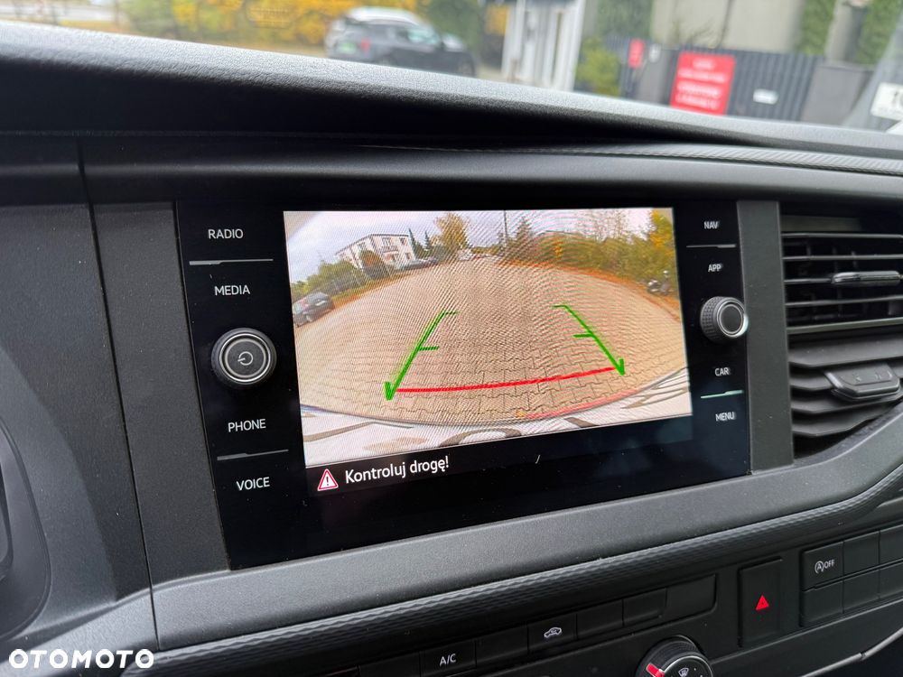 Volkswagen Transporter T6.1 - 32