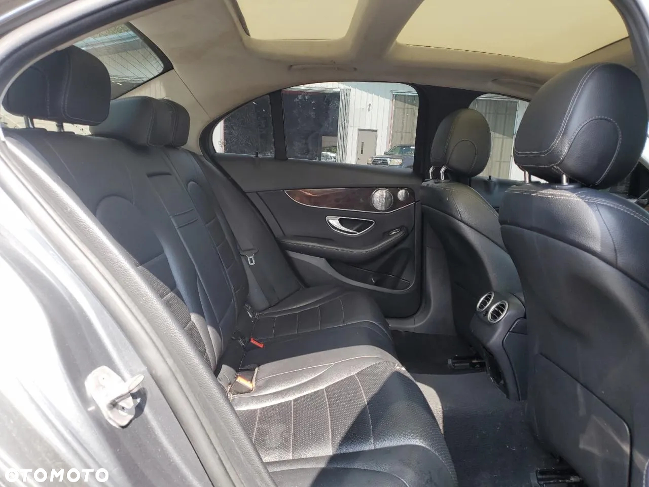 Mercedes-Benz Klasa C 300 7G-TRONIC - 12
