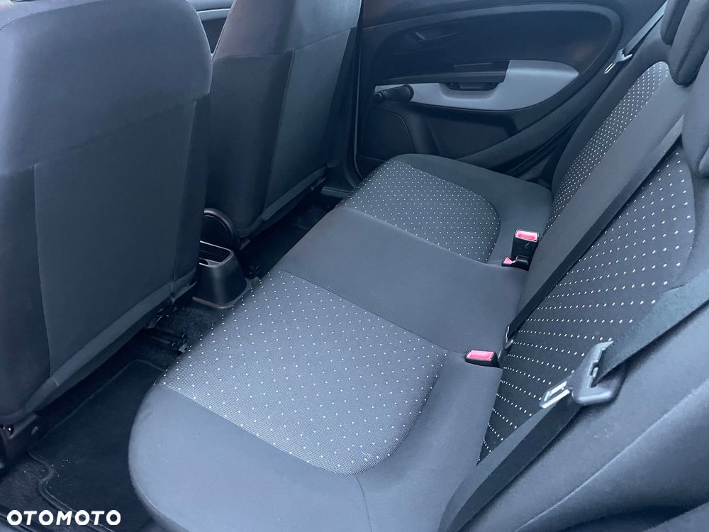 Fiat Punto 1.2 8V Active Clima - 19