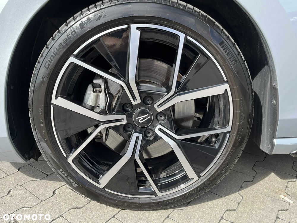 Volkswagen Passat 2.0 TSI 4Mot R-Line Plus DSG - 26