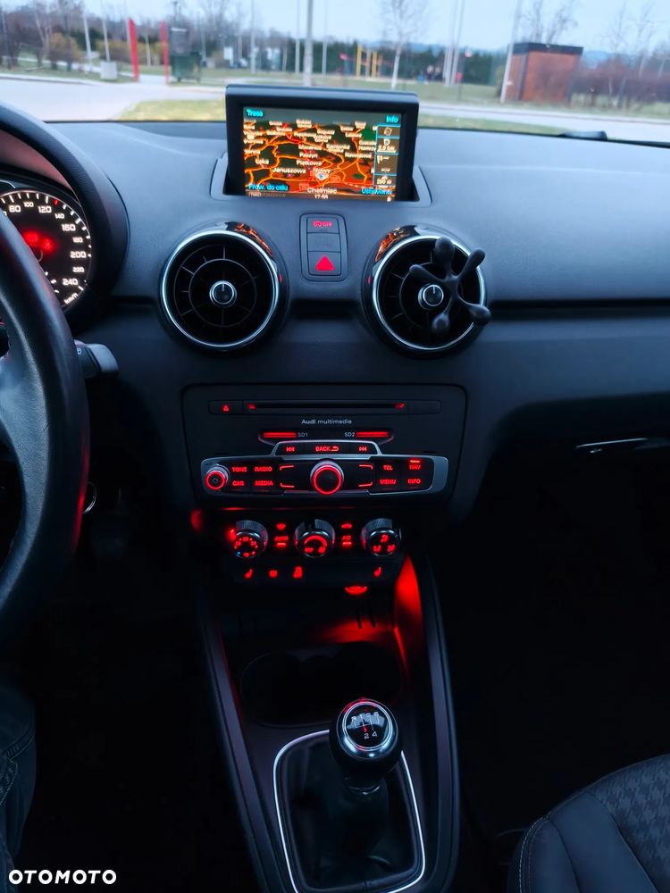 Audi A1 3-drzwiowe 1.6 TDI admired - 10