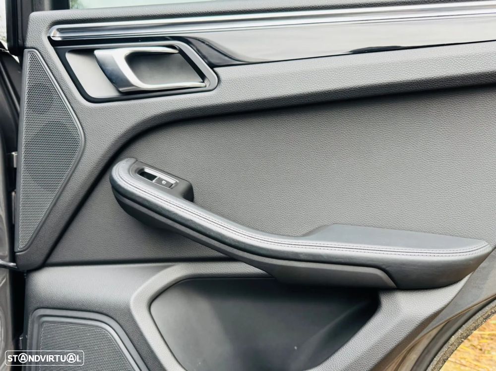 Porsche Macan S - 55