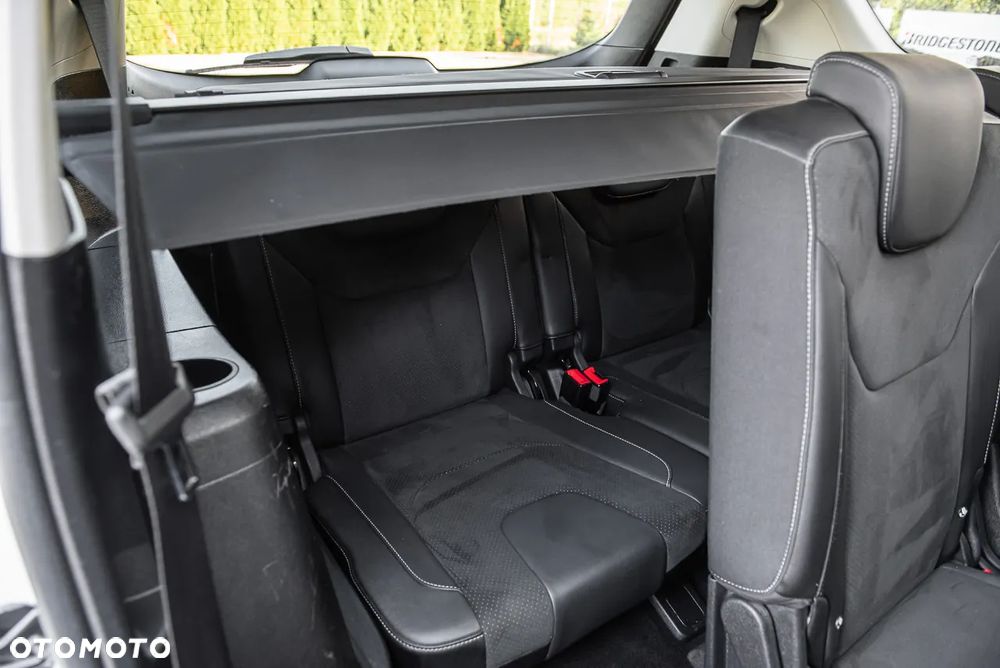 Ford S-Max 2.0 TDCi Allrad Titanium - 37