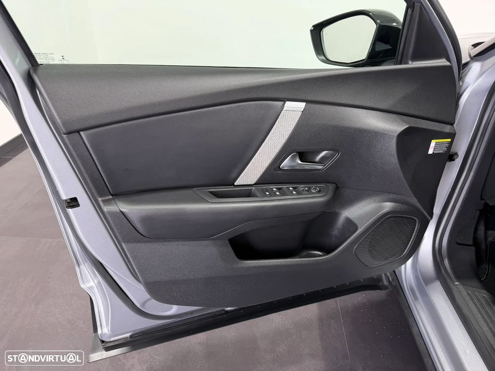 Citroën C4 1.2 PureTech Shine - 20