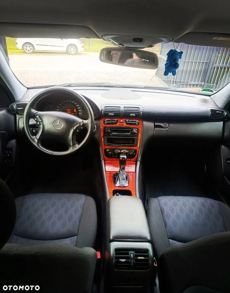 Mercedes-Benz Klasa C - 24