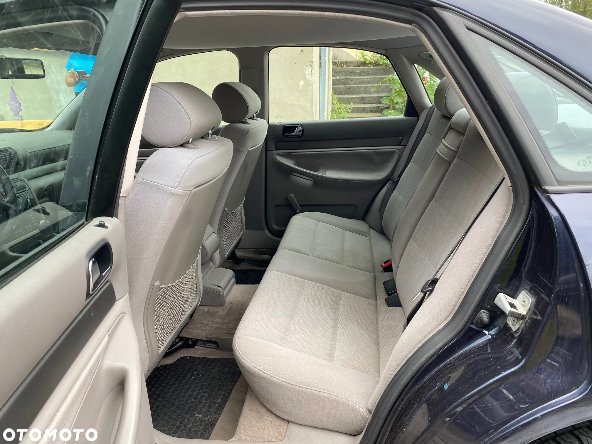 Audi A4 1.6 - 17