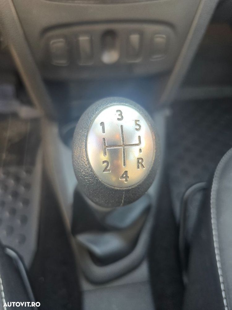 Dacia Logan - 16