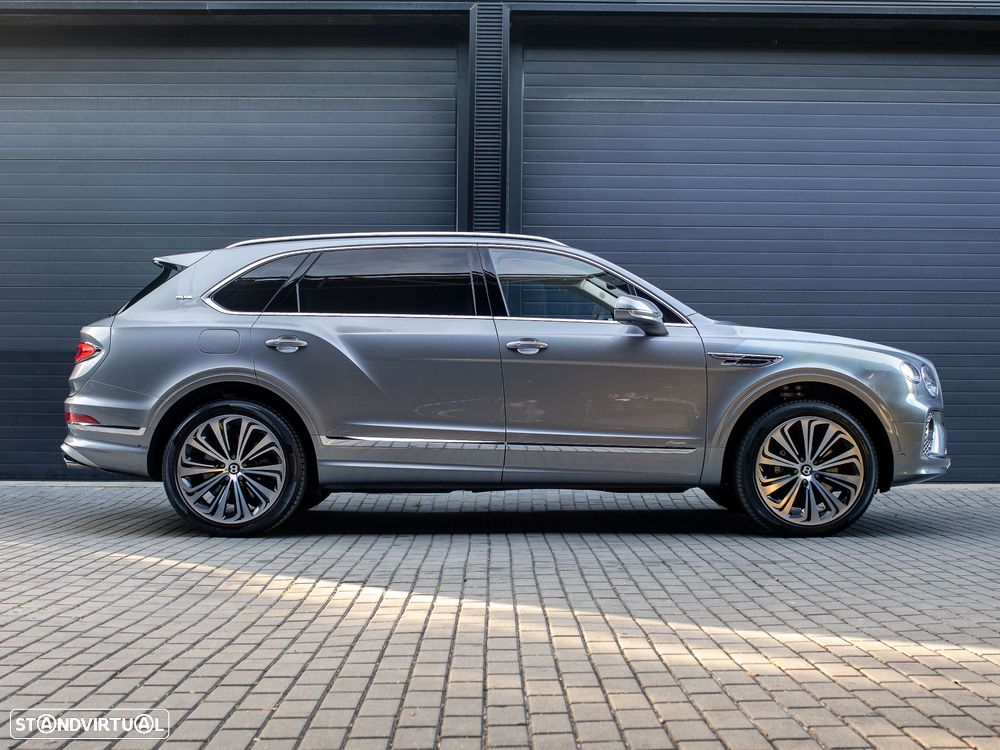 Bentley Bentayga EWB V8 Azure - 13