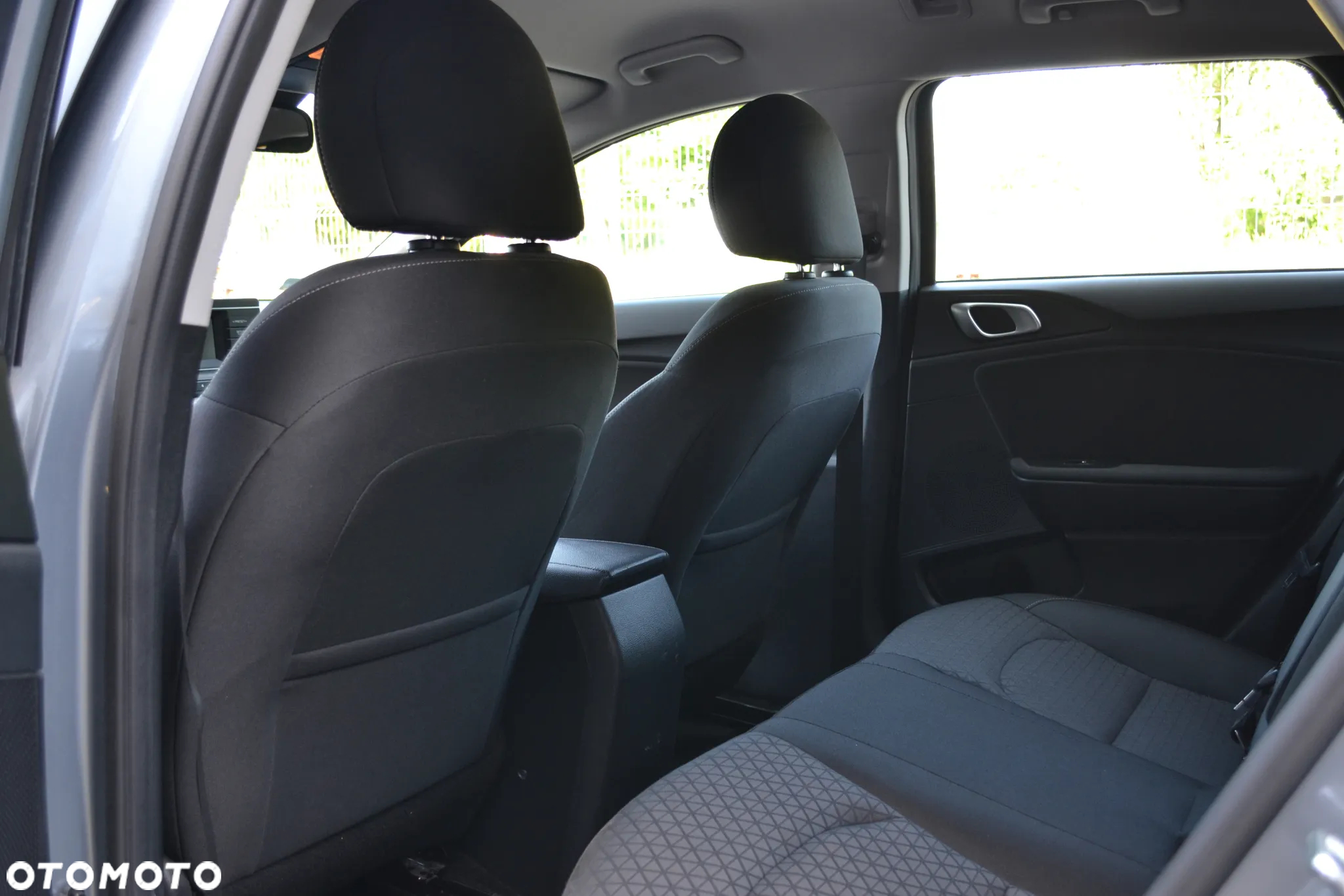Kia Ceed 1.6 CRDi SCR M - 23