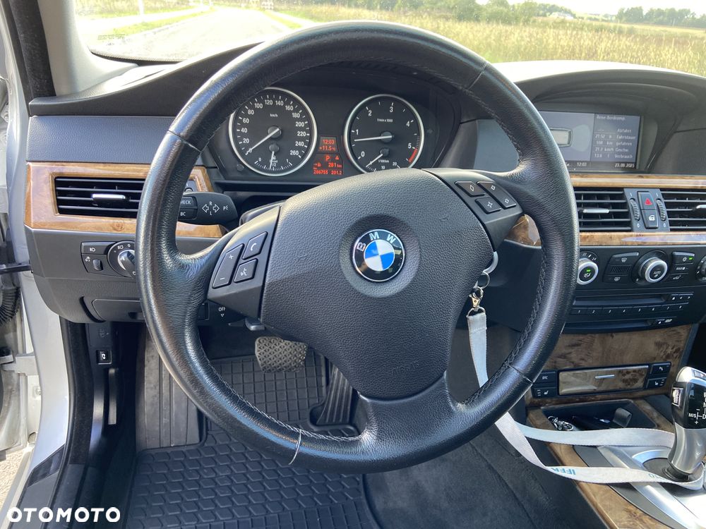 BMW Seria 5 - 17