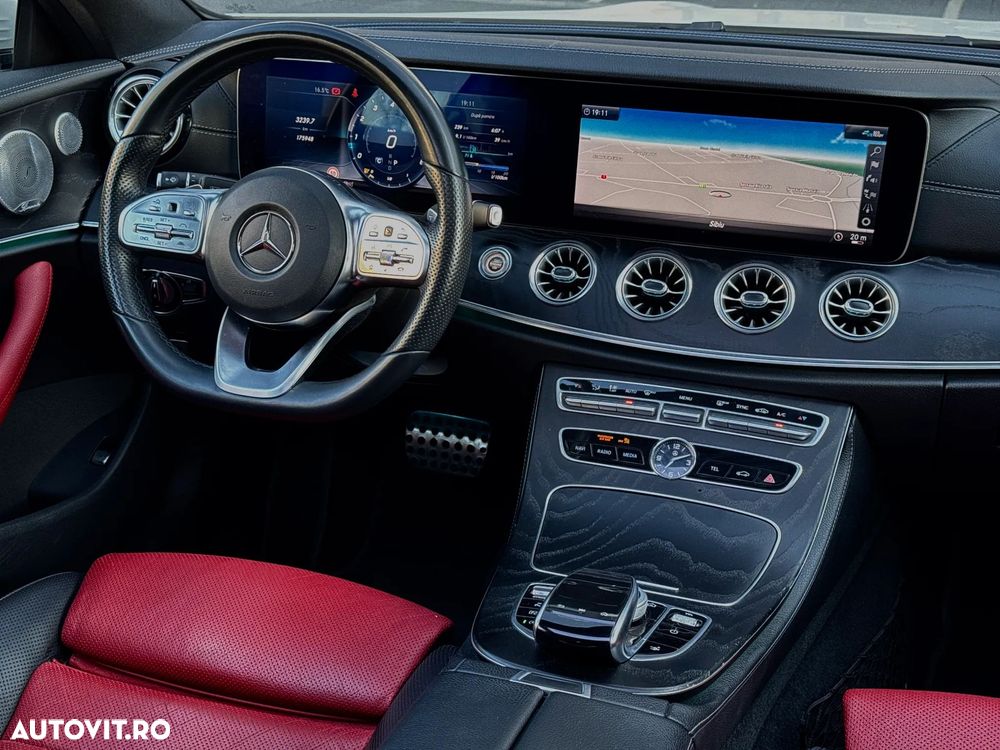 Mercedes-Benz E 200 4Matic Coupe 9G-TRONIC AMG Line - 10