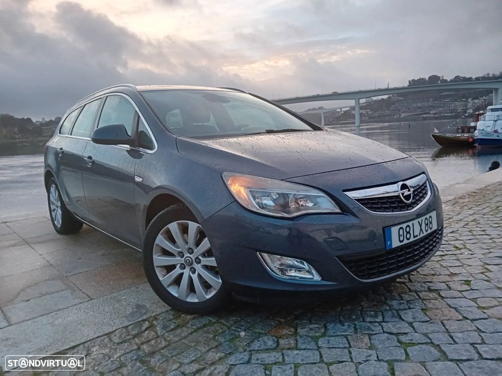 Opel Astra Caravan 1.7 CDTi Cosmo Plus - 1