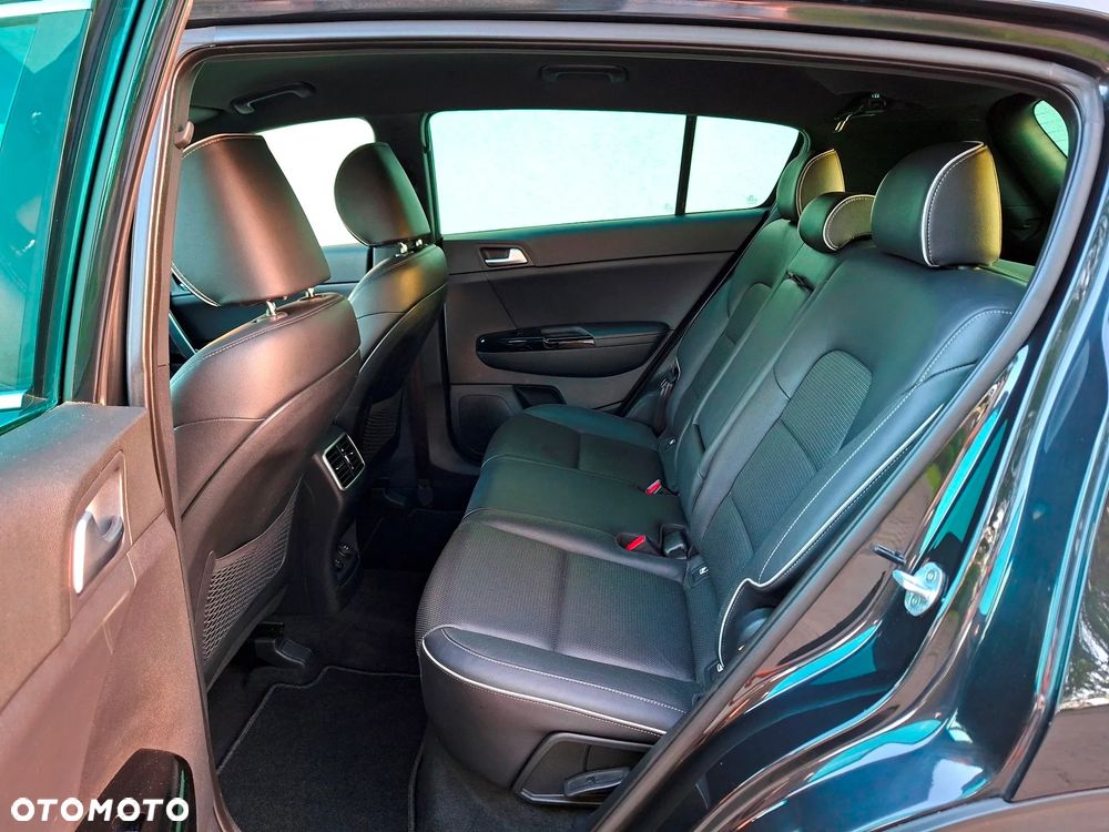 Kia Sportage 1.6 T-GDI GT Line 2WD - 24