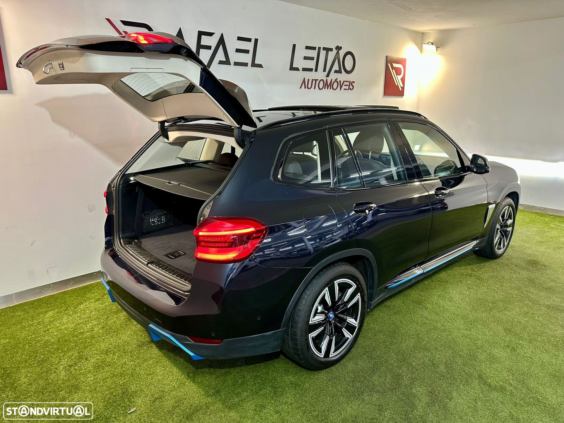 BMW iX3 Impressive - 42
