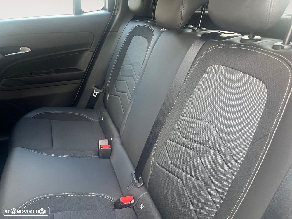 Jeep Avenger 1.2 GSE T3 Altitude - 13