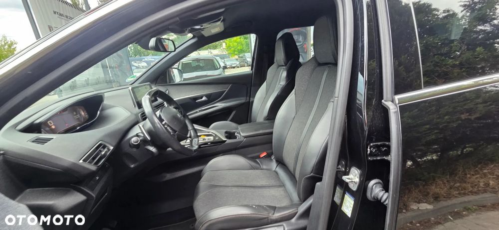 Peugeot 3008 1.5 BlueHDi GT Pack S&S EAT8 - 32