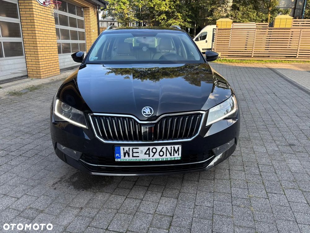 Skoda Superb 2.0 TDI L&K - 6