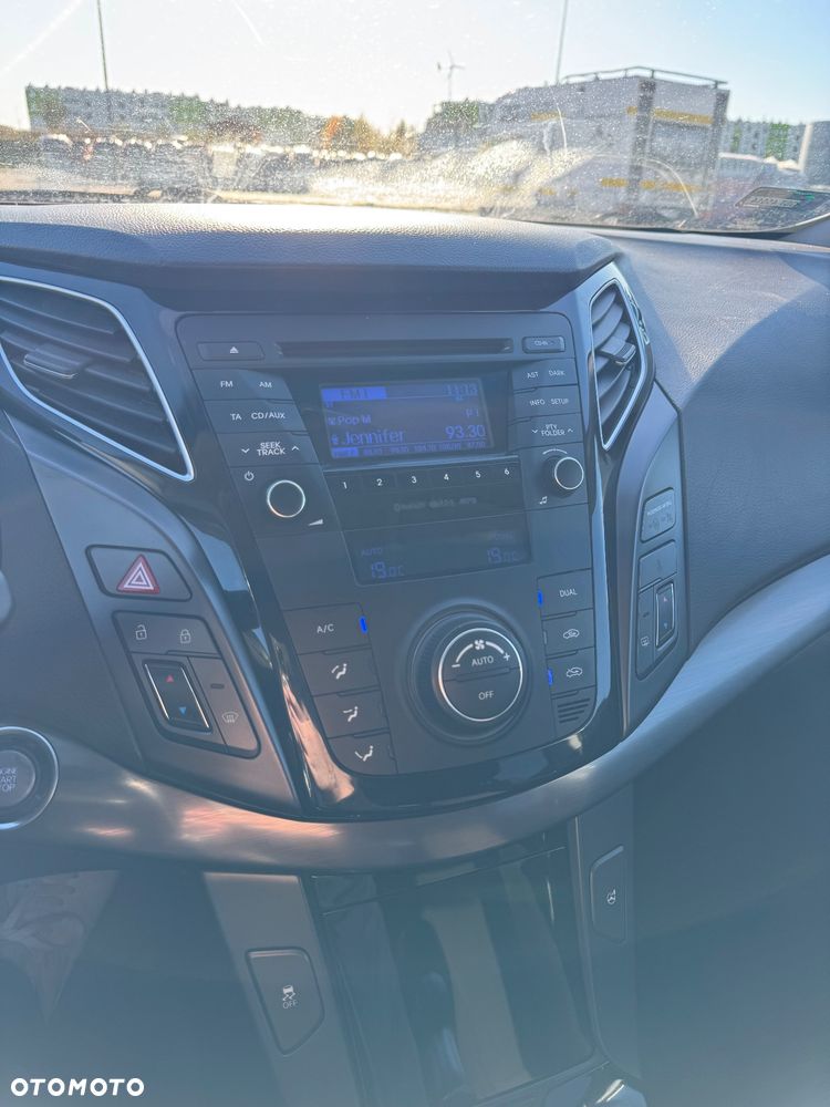 Hyundai i40 1.7 CRDi Comfort + - 23