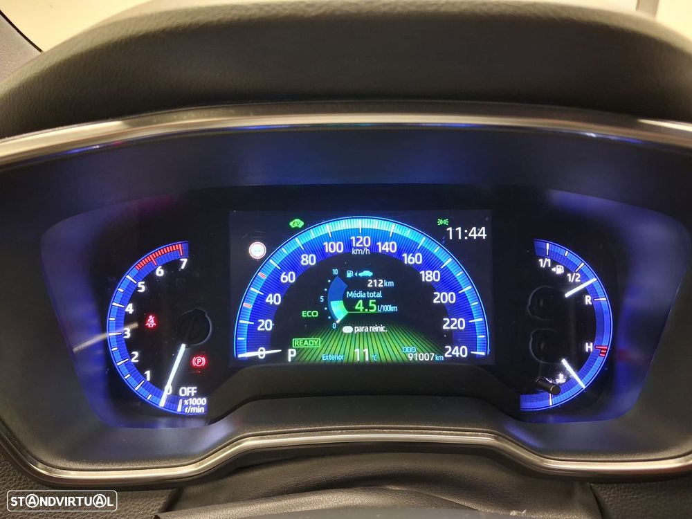 Toyota Corolla - 23