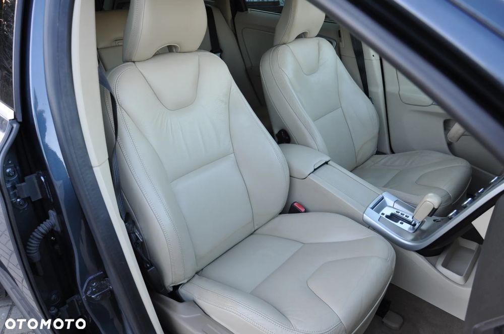 Volvo XC 60 - 26