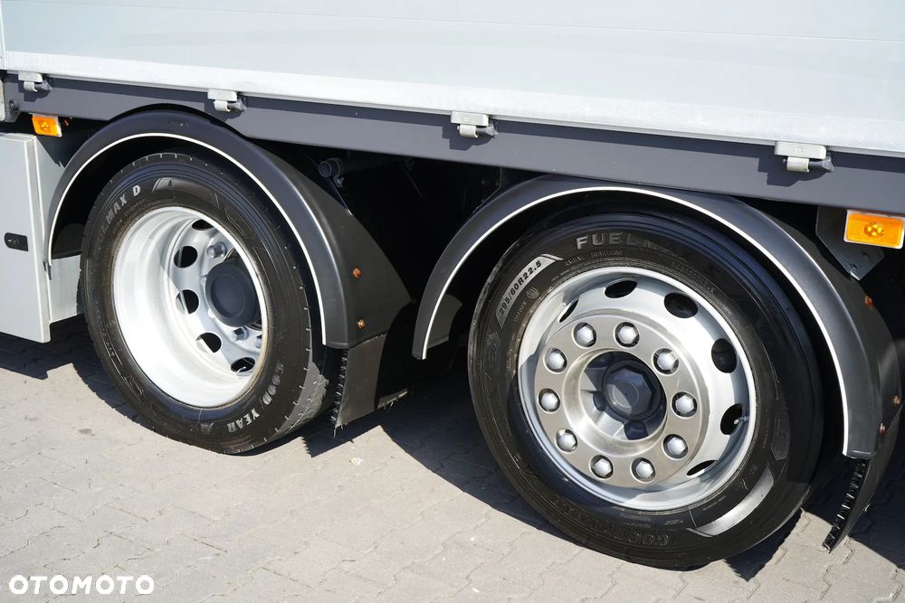 Renault / T 480 / 6 X 2 / SKRZYNIOWY + HDS / PALFINGER PK 24.001 / PILOT / OŚ SKRĘTNA - 28