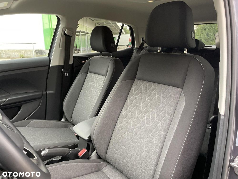 Volkswagen T-Cross - 10