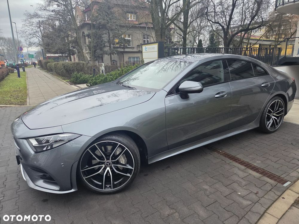 Mercedes-Benz CLS 300 d 4Matic 9G-TRONIC AMG Line - 6