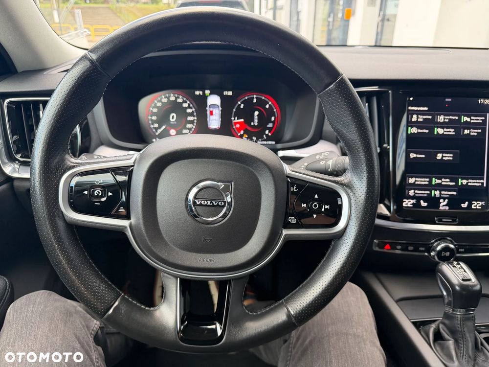 Volvo V60 D4 AWD Momentum - 11