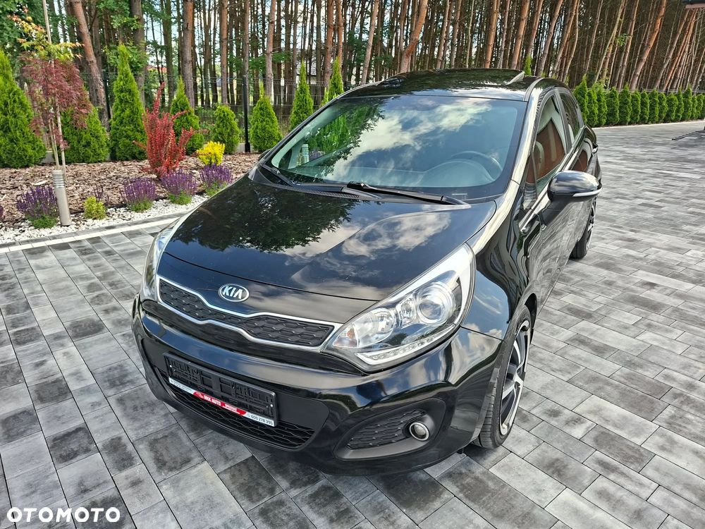 Kia Rio - 8