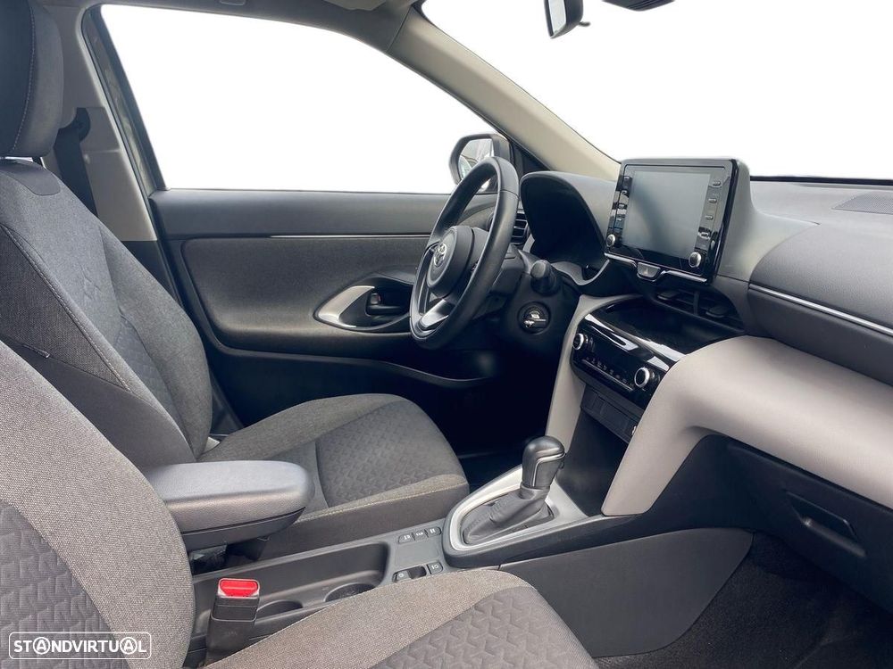 Toyota Yaris Cross - 8