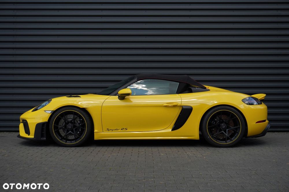 Porsche 718 Spyder - 5