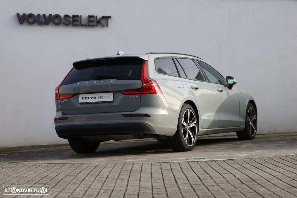 Volvo V60 2.0 T6 AWD TE Core - 31