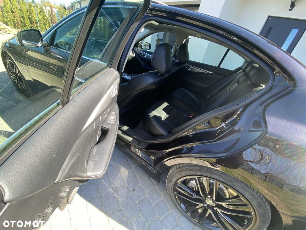 Infiniti Q50 Q50S Hybrid Sport AWD - 11