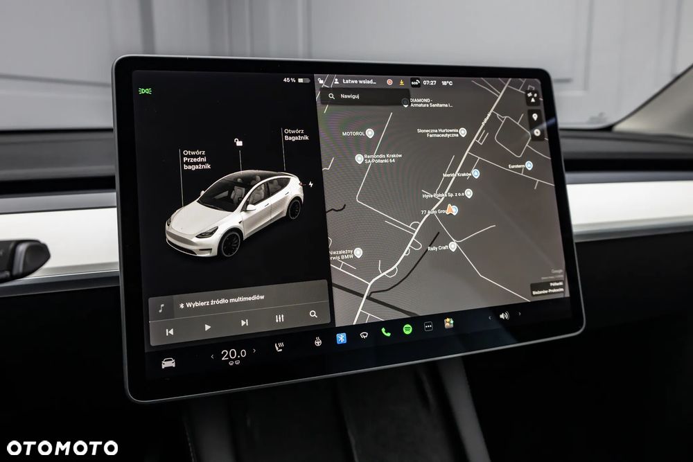 Tesla Model Y - 20