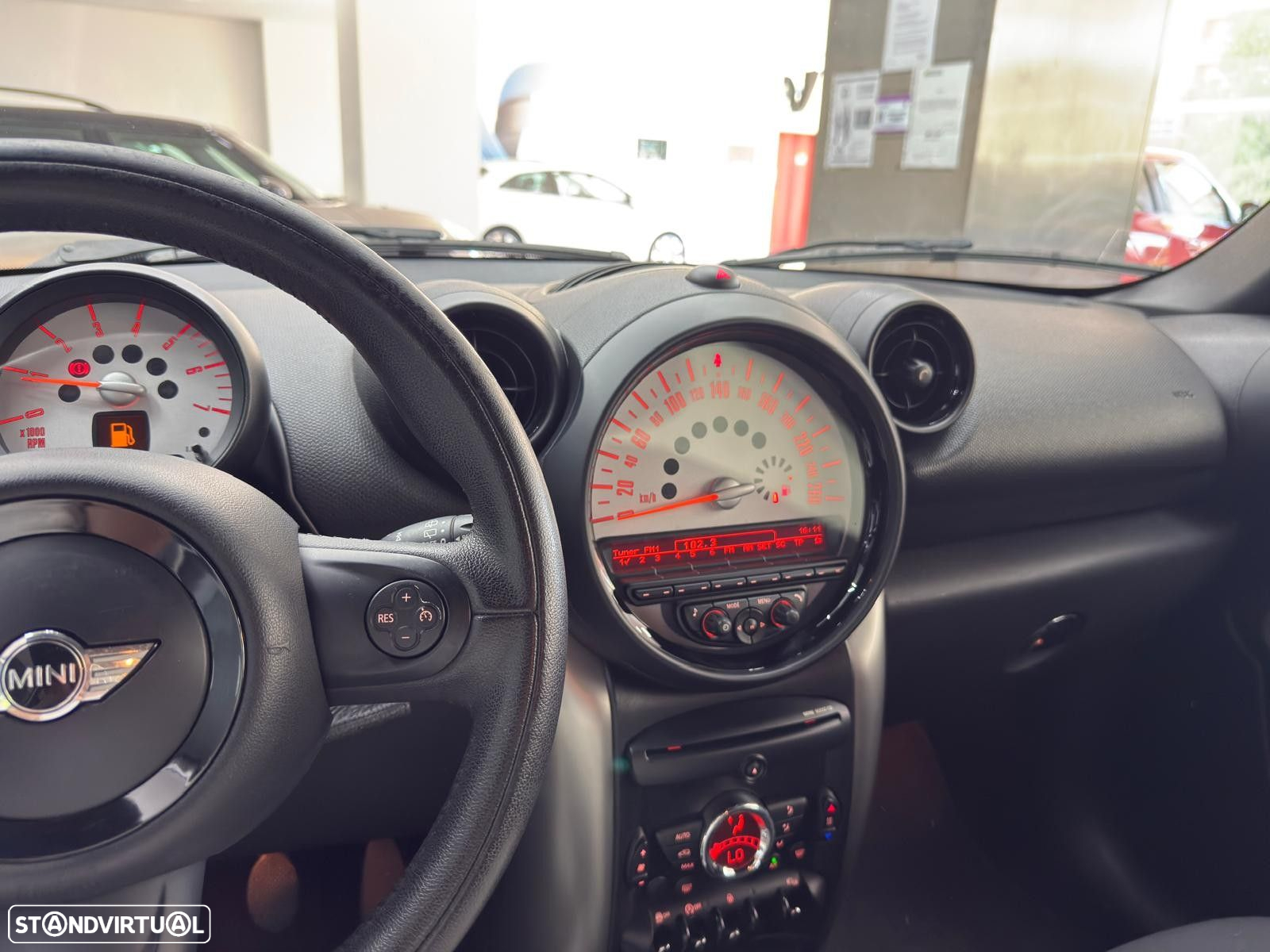 MINI Paceman Cooper D - 35