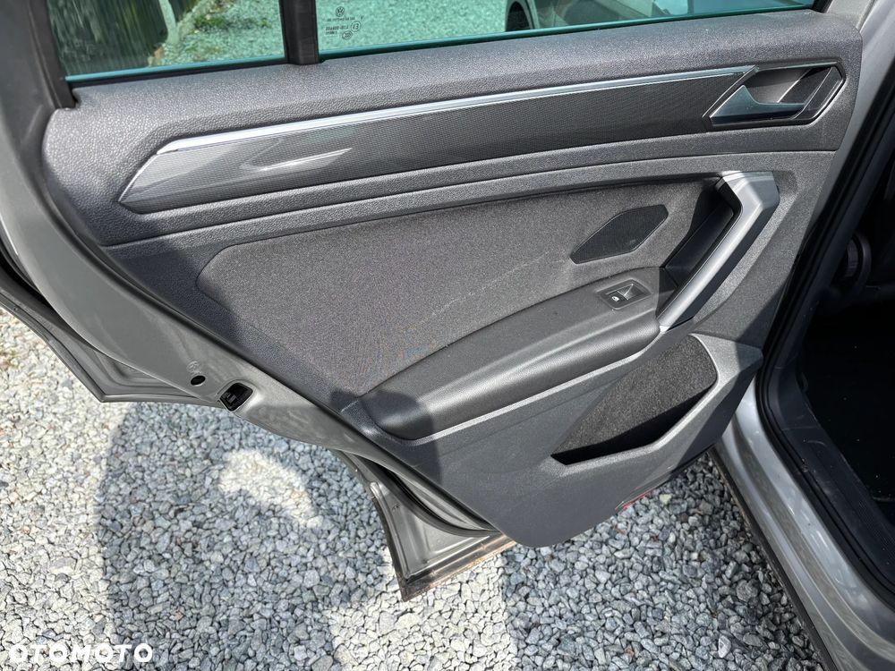 Volkswagen Tiguan 2.0 TDI SCR 4Motion (BlueMotion Tech) Highline - 19