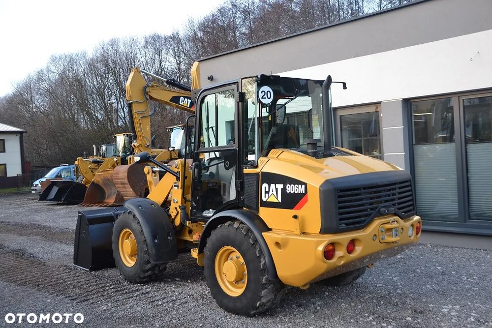 Caterpillar CAT 906 M - 6
