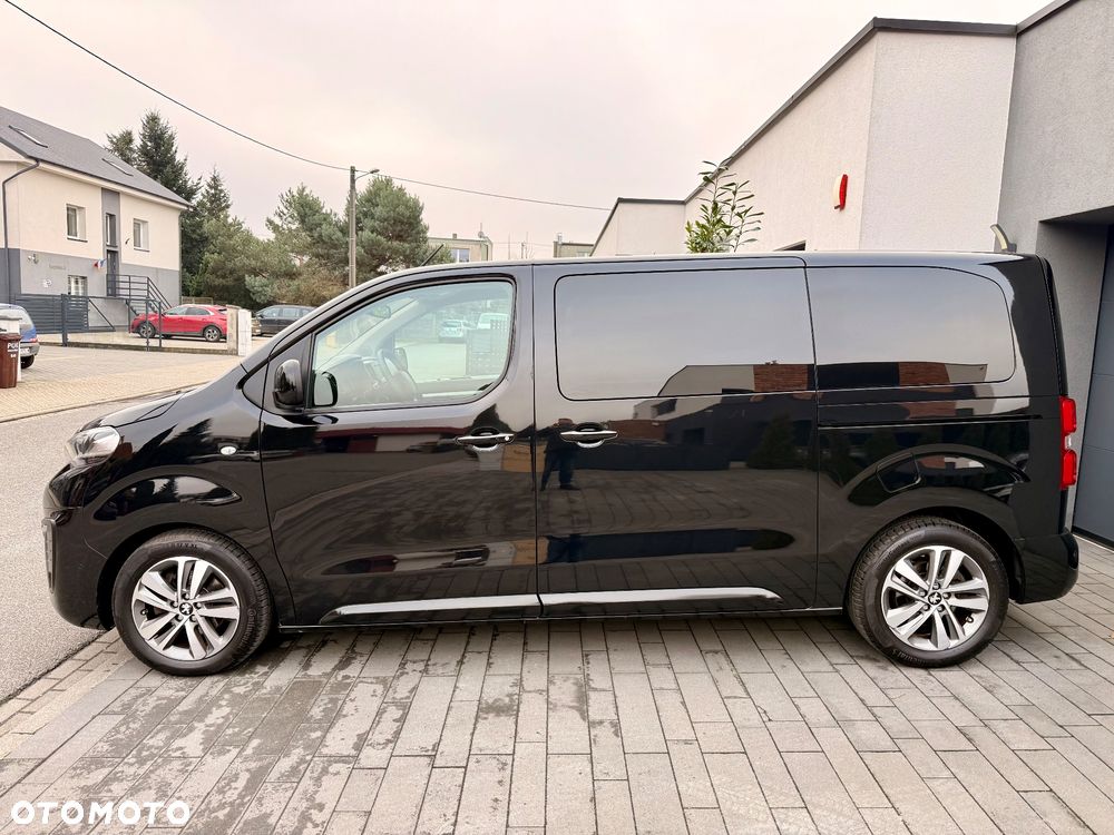 Peugeot Traveller - 7