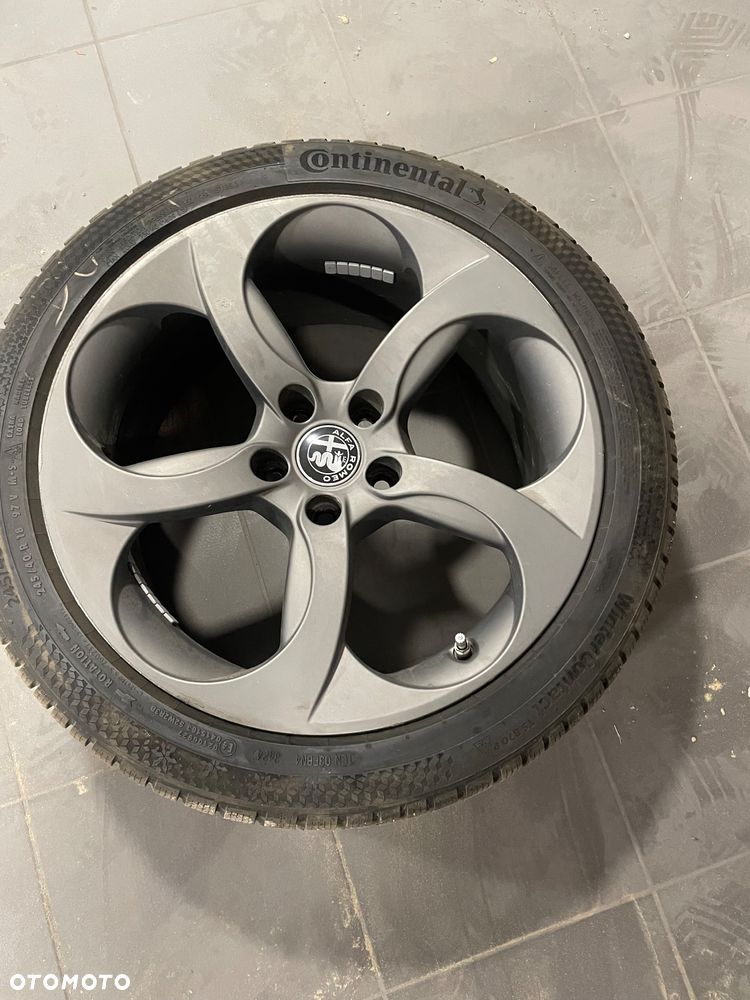 Alfa Romeo Giulia 2.0 Turbo 16V AT8-Q4 Ti - 20