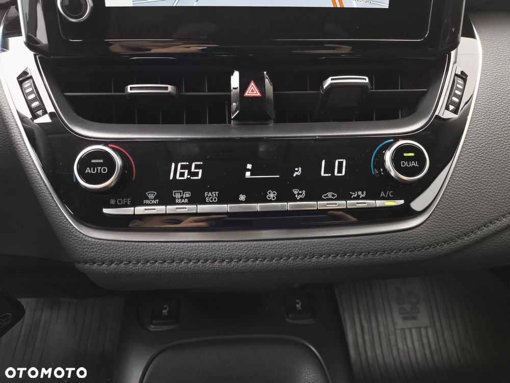 Toyota Corolla - 23