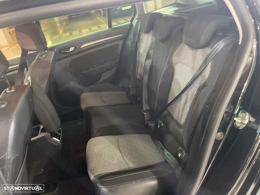 Renault Mégane Sport Tourer 1.5 Blue dCi Limited - 3