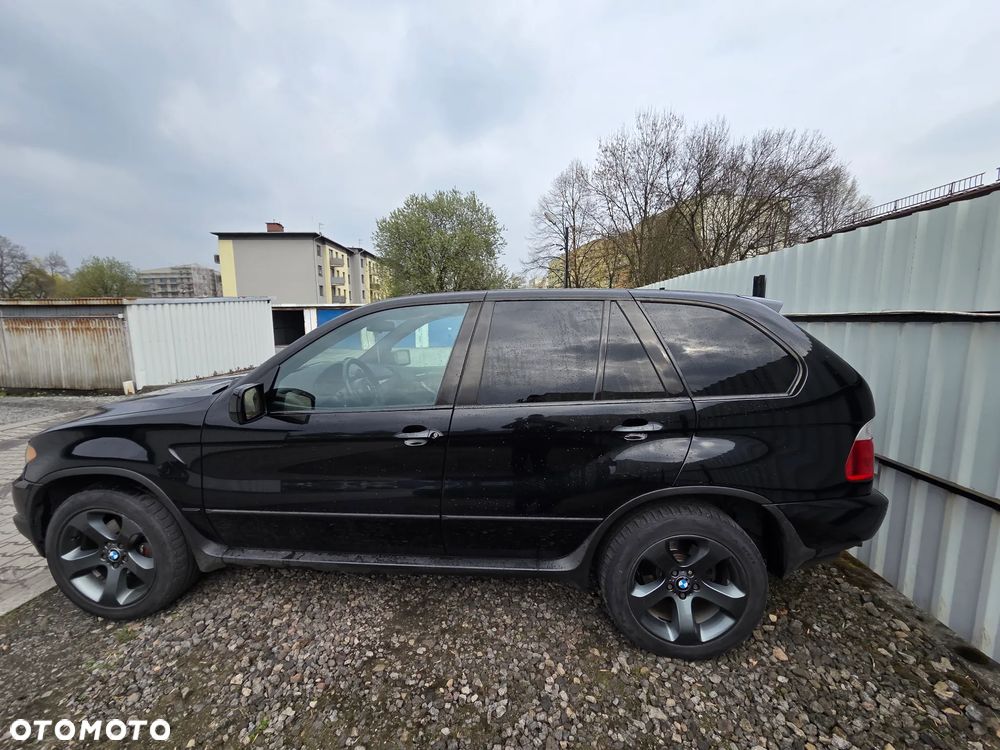BMW X5 4.4 i - 3