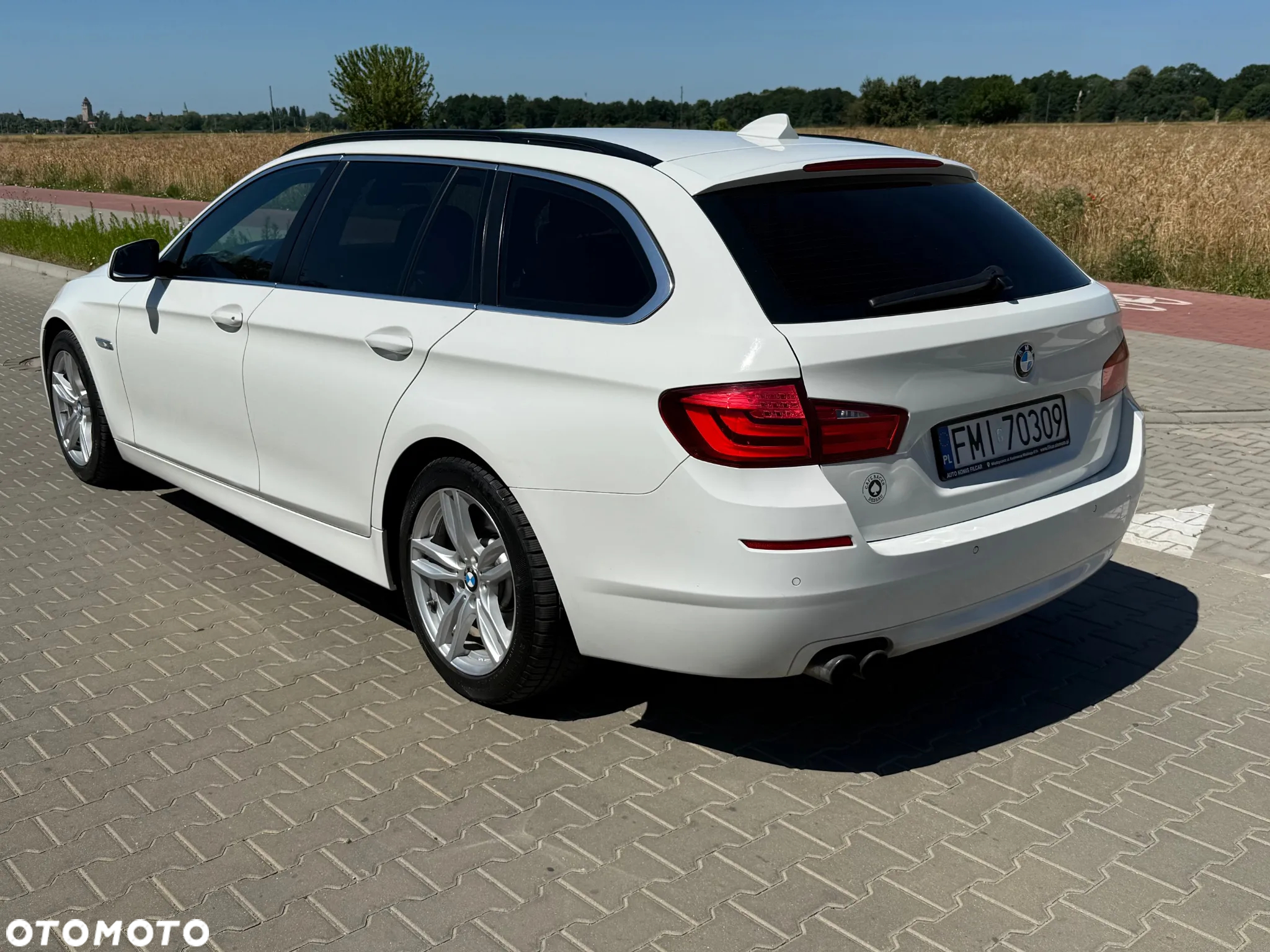 BMW Seria 5 520d Touring - 4