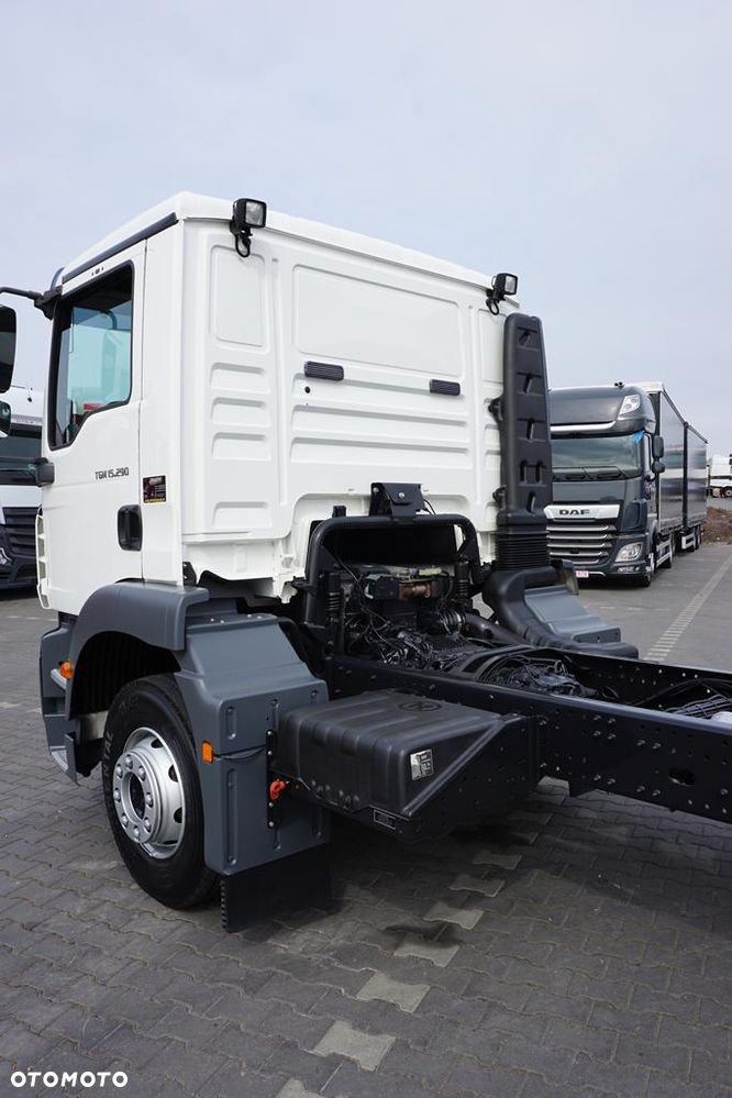 MAN TGM / 15.290 / EURO 5 / PODWOZIE DO ZABUDOWY / DŁ. 7,4 M - 40