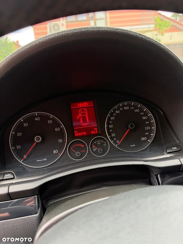 Volkswagen Golf 1.4 TSI GT - 9